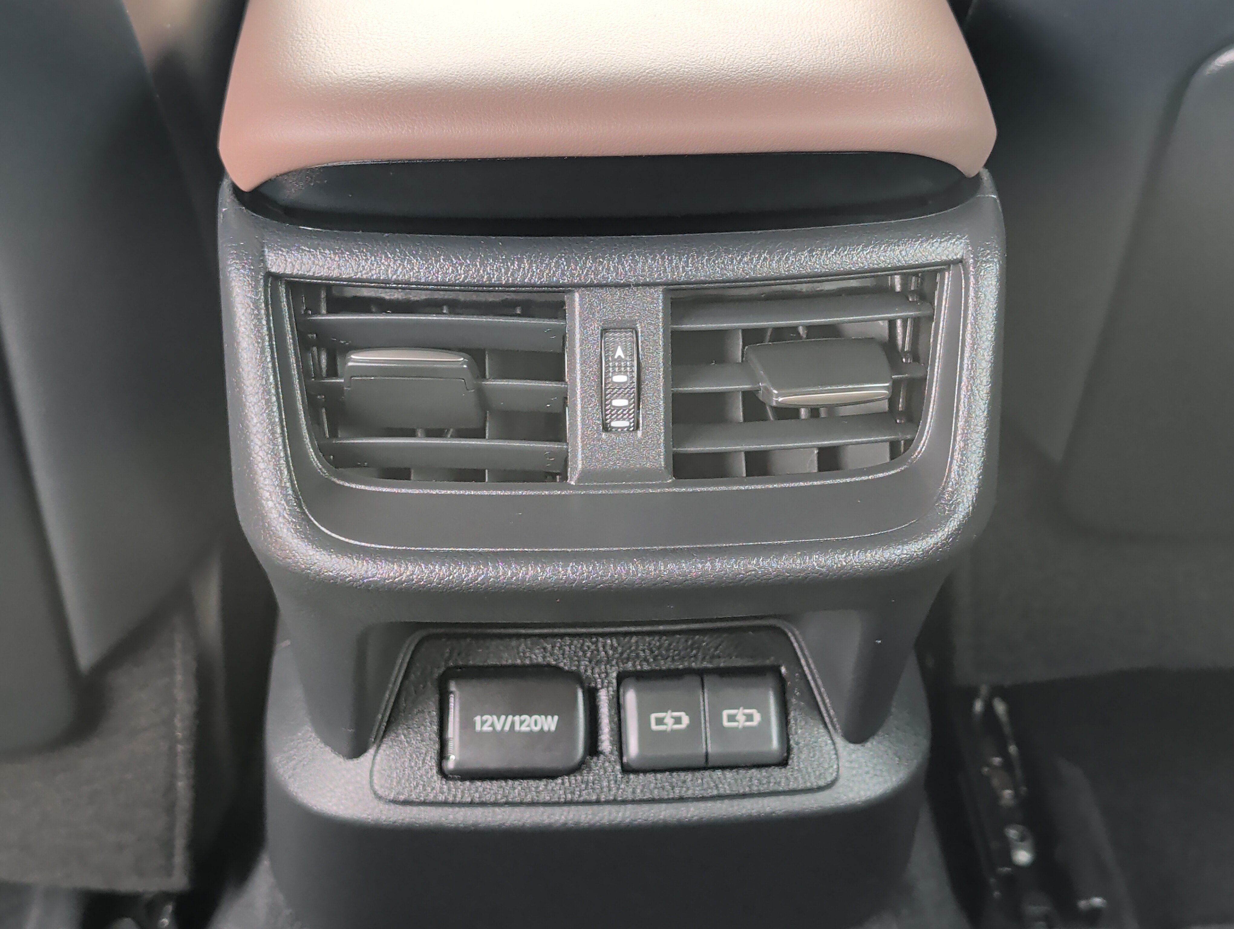 Used 2025 Lexus ES 300h Ultra Luxury w/ Accessory Package (Z1) FWD image 26