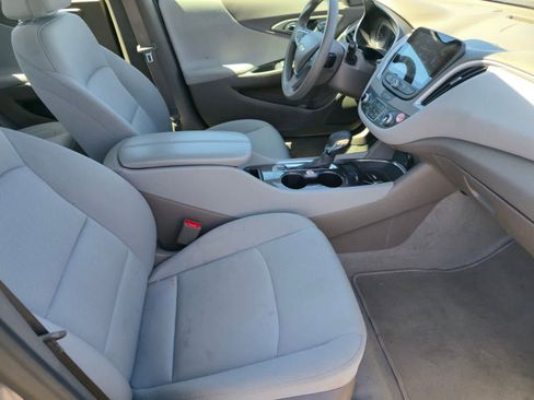 Used 2025 Chevrolet Malibu LT image 13