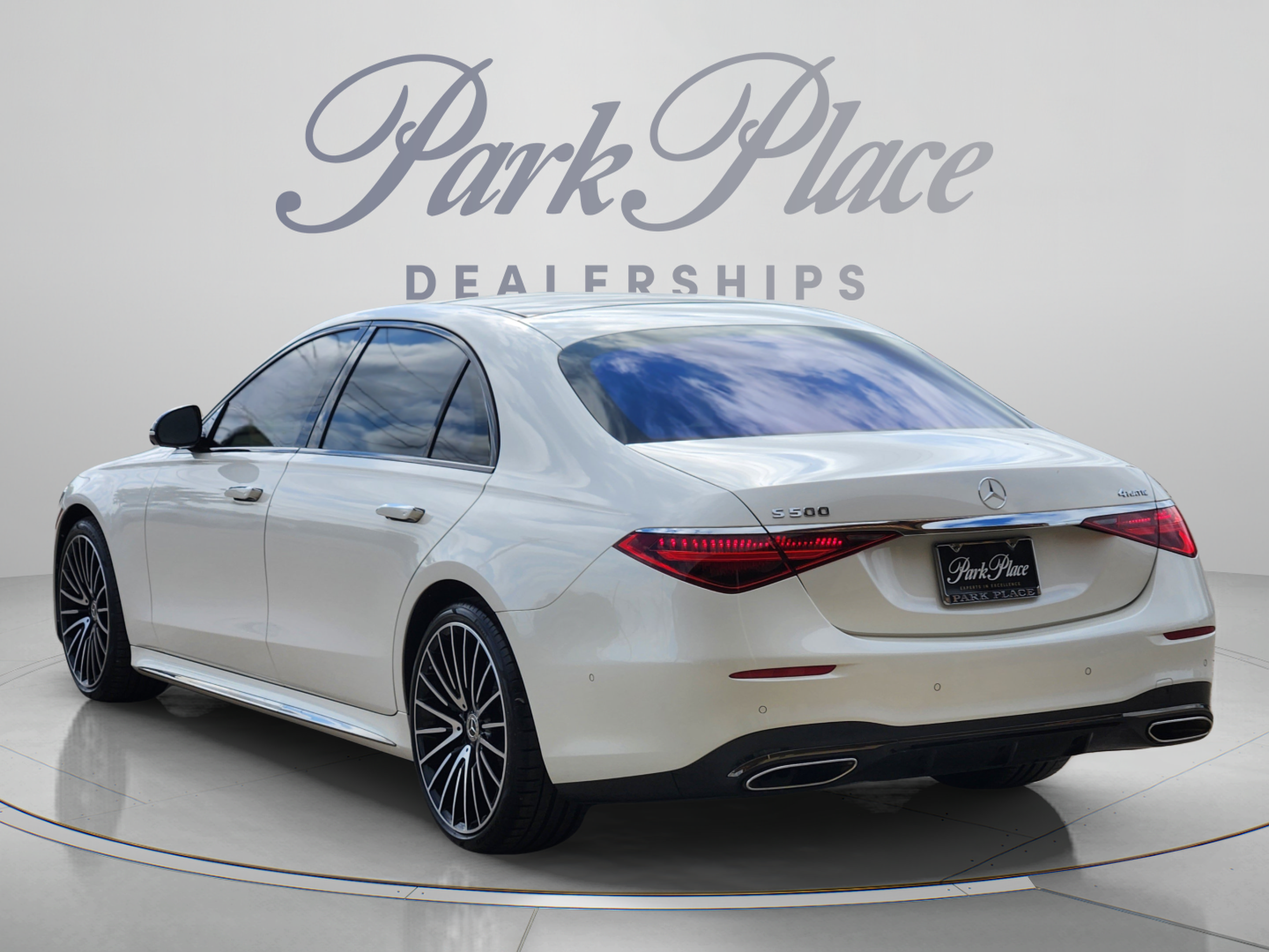 Certified 2023 Mercedes-Benz S 500 4MATIC image 3