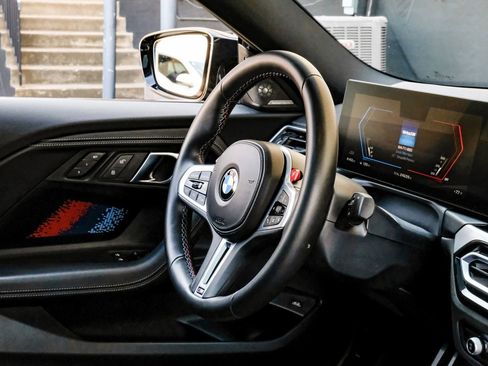 Used 2024 BMW M2 w/ Lighting Package image 21