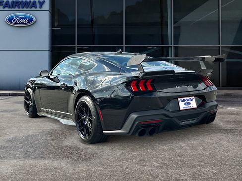 Used 2025 Ford Mustang Dark Horse RWD image 4
