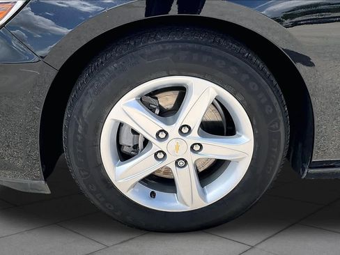 Used 2024 Chevrolet Malibu LS FWD image 11