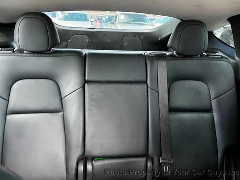 Used 2022 Tesla Model Y Long Range AWD/4WD image 24