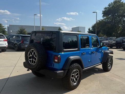 Used 2021 Jeep Wrangler Unlimited Sport AWD/4WD image 5