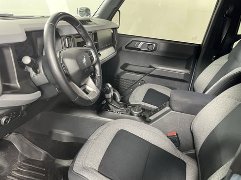 Used 2022 Ford Bronco Big Bend image 9