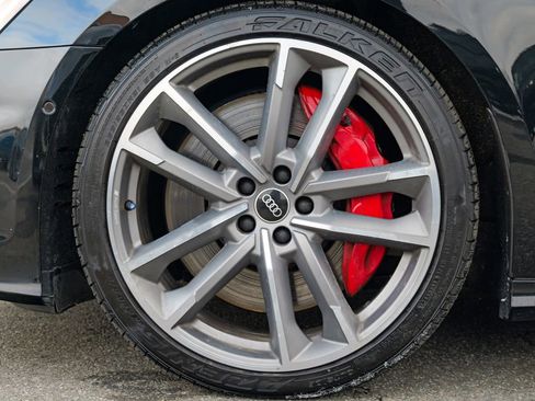 Used 2021 Audi S6 Prestige w/ Prestige Package image 15