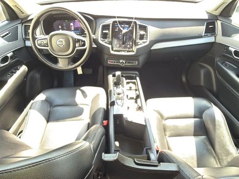 Used 2023 Volvo XC90 B5 Core AWD/4WD image 30