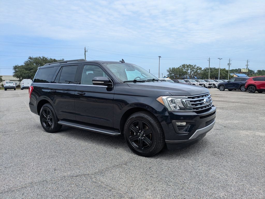Used 2021 Ford Expedition XLT RWD image 2