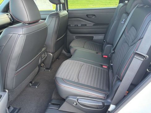New 2026 Nissan Pathfinder Rock Creek AWD/4WD image 11