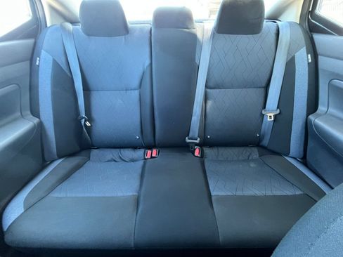 Used 2025 Nissan Versa SV FWD image 36