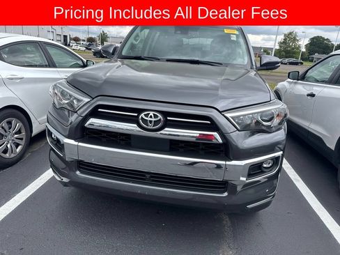Used 2023 Toyota 4Runner Limited AWD/4WD image 2