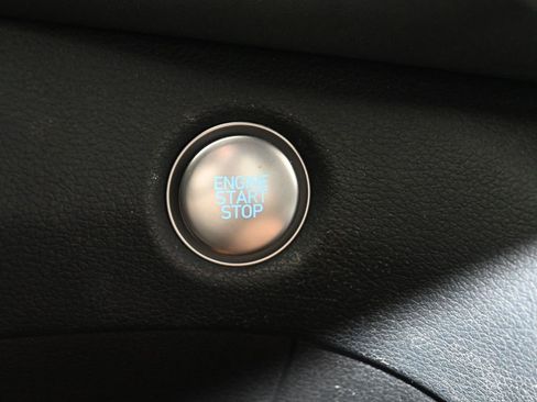 Used 2023 Hyundai Santa Fe SEL image 29