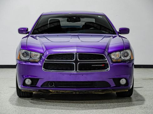 Used 2014 Dodge Charger R/T image 3
