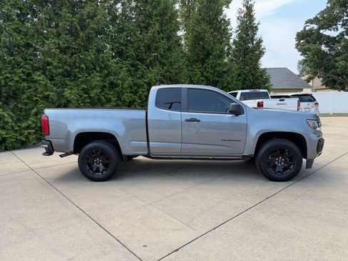 Used 2021 Chevrolet Colorado W/T RWD image 30