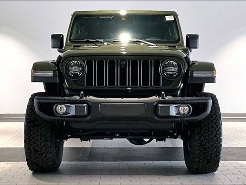 Used 2024 Jeep Wrangler Unlimited Rubicon 4xe image 13
