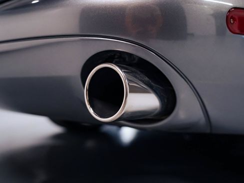 Used 2002 Aston Martin DB7 Vantage RWD image 18