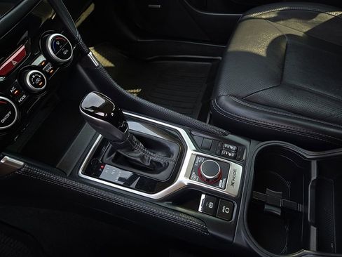 Certified 2023 Subaru Forester Limited image 21