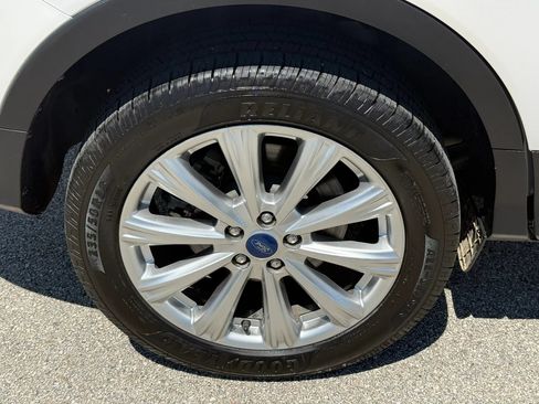 Used 2018 Ford Escape Titanium FWD image 37