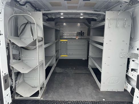 Used 2022 Ford Transit 250 Low Roof AWD image 13