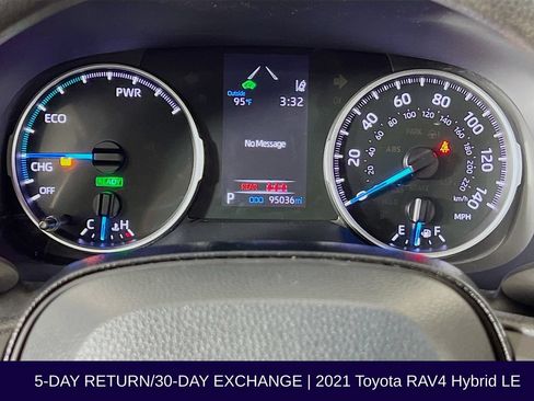 Used 2021 Toyota RAV4 LE AWD/4WD image 16