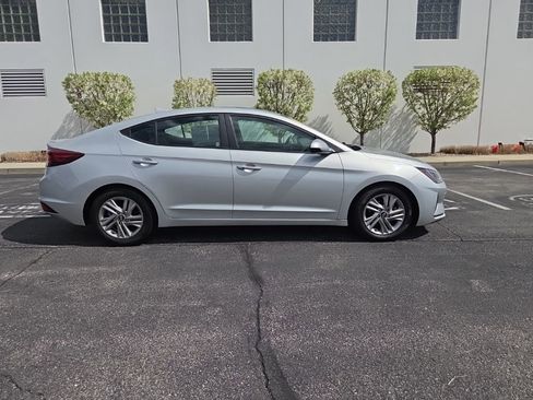 Used 2019 Hyundai Elantra Value Edition image 12