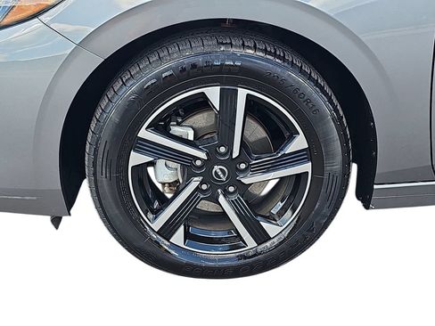 Used 2024 Nissan Sentra SV FWD image 29