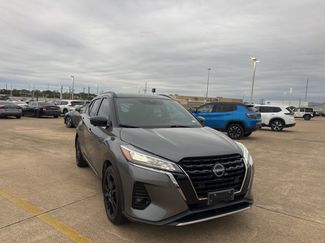 Used 2022 Nissan Kicks SR w/ Premium Package video 2