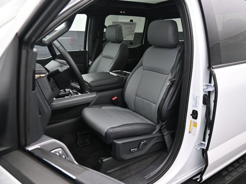 New 2025 Ford F150 Lightning Lariat image 8