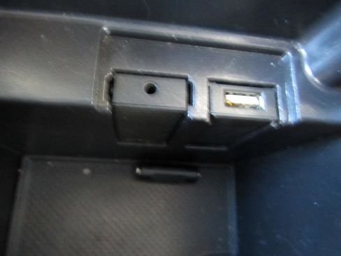 Used 2014 Chevrolet Cruze LT image 18