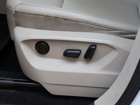 Used 2018 Volkswagen Atlas SE image 26