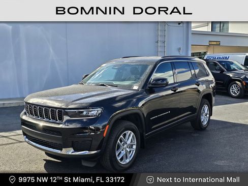 Used 2025 Jeep Grand Cherokee L Laredo w/ MOPAR Finishing Package image 1