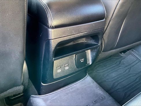 Used 2019 Ford Ranger Lariat w/ FX4 Off-Road Package image 11