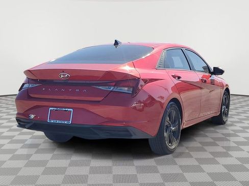 Used 2021 Hyundai Elantra SEL image 5