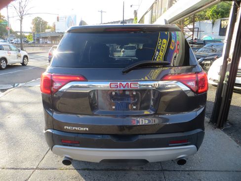 Used 2018 GMC Acadia SLE w/ Driver Alert Package I image 28