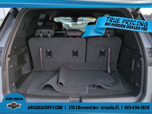 Used 2025 Chevrolet Traverse Z71 AWD/4WD image 13