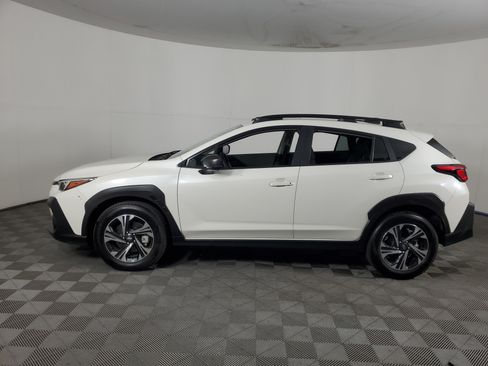 Used 2025 Subaru Crosstrek 2.5i Premium AWD/4WD image 7