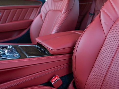 Used 2024 Bentley Continental GT AWD/4WD image 26