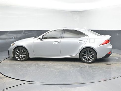 Used 2017 Lexus IS 200t image 5
