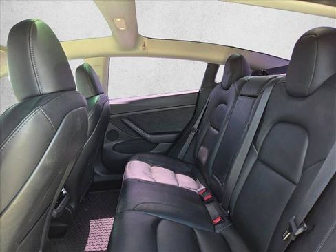 Used 2023 Tesla Model 3 Standard Range RWD image 14