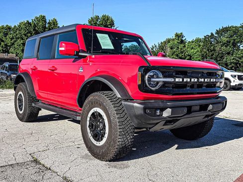 Used 2024 Ford Bronco Outer Banks w/ Sasquatch Package AWD/4WD image 1