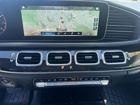 Used 2022 Mercedes-Benz GLE 350 4MATIC w/ Premium Package image 25