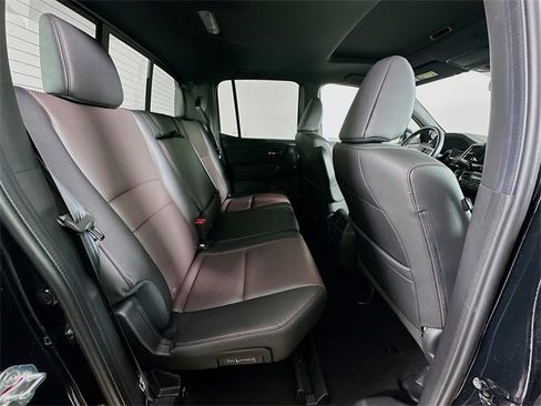 Certified 2023 Honda Ridgeline Black Edition image 9