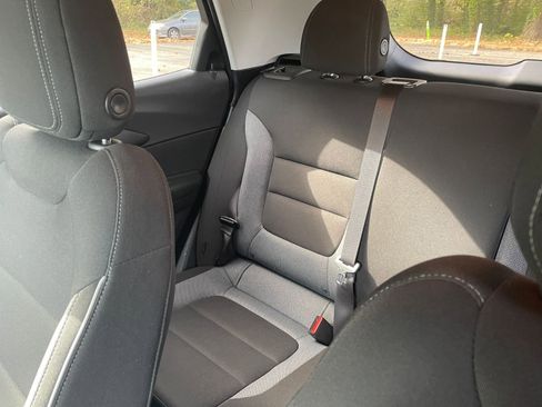 Used 2025 Chevrolet TrailBlazer LT image 35