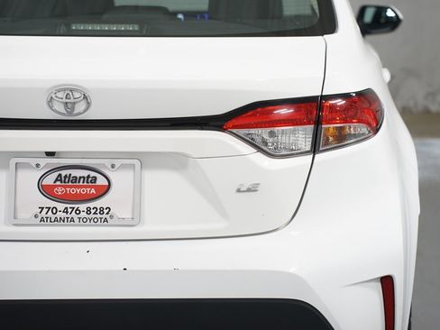 Certified 2024 Toyota Corolla LE image 10