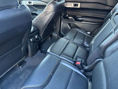 Used 2022 Ford Explorer ST w/ Equipment Group 401A image 13