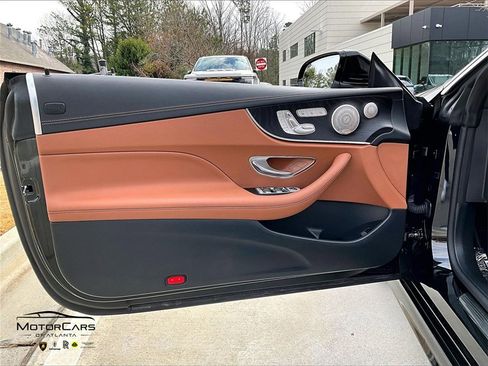 Used 2022 Mercedes-Benz E 450 Cabriolet image 18