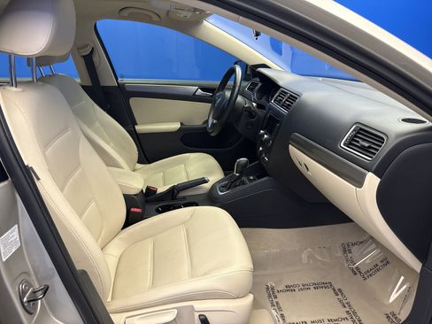 Used 2014 Volkswagen Jetta TDI FWD image 22