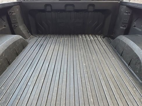 Used 2021 GMC Sierra 1500 AT4 w/ AT4 Value Package image 15