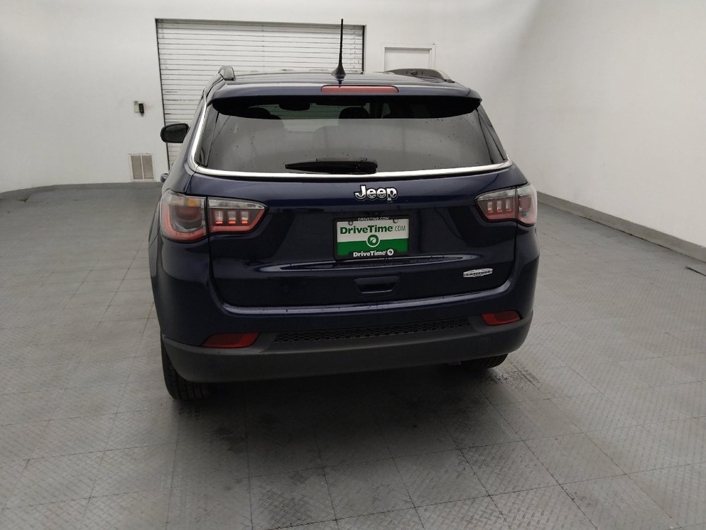Used 2018 Jeep Compass Latitude w/ Popular Equipment Group FWD image 6
