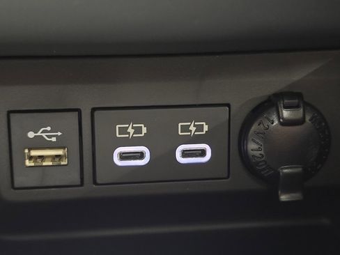 New 2026 Toyota Highlander Platinum image 31